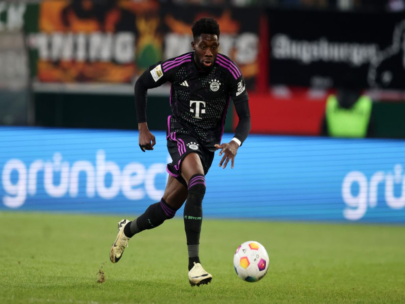 5 cầu thủ chạy nhanh nhất thế giới – Alphonso Davies