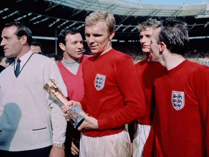 Bobby Moore: Những thành tích và danh hiệu nổi bật